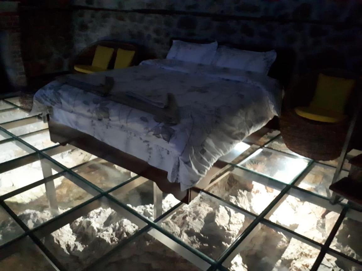 Nuci'S Home Glass Floor Tushemisht Exteriör bild