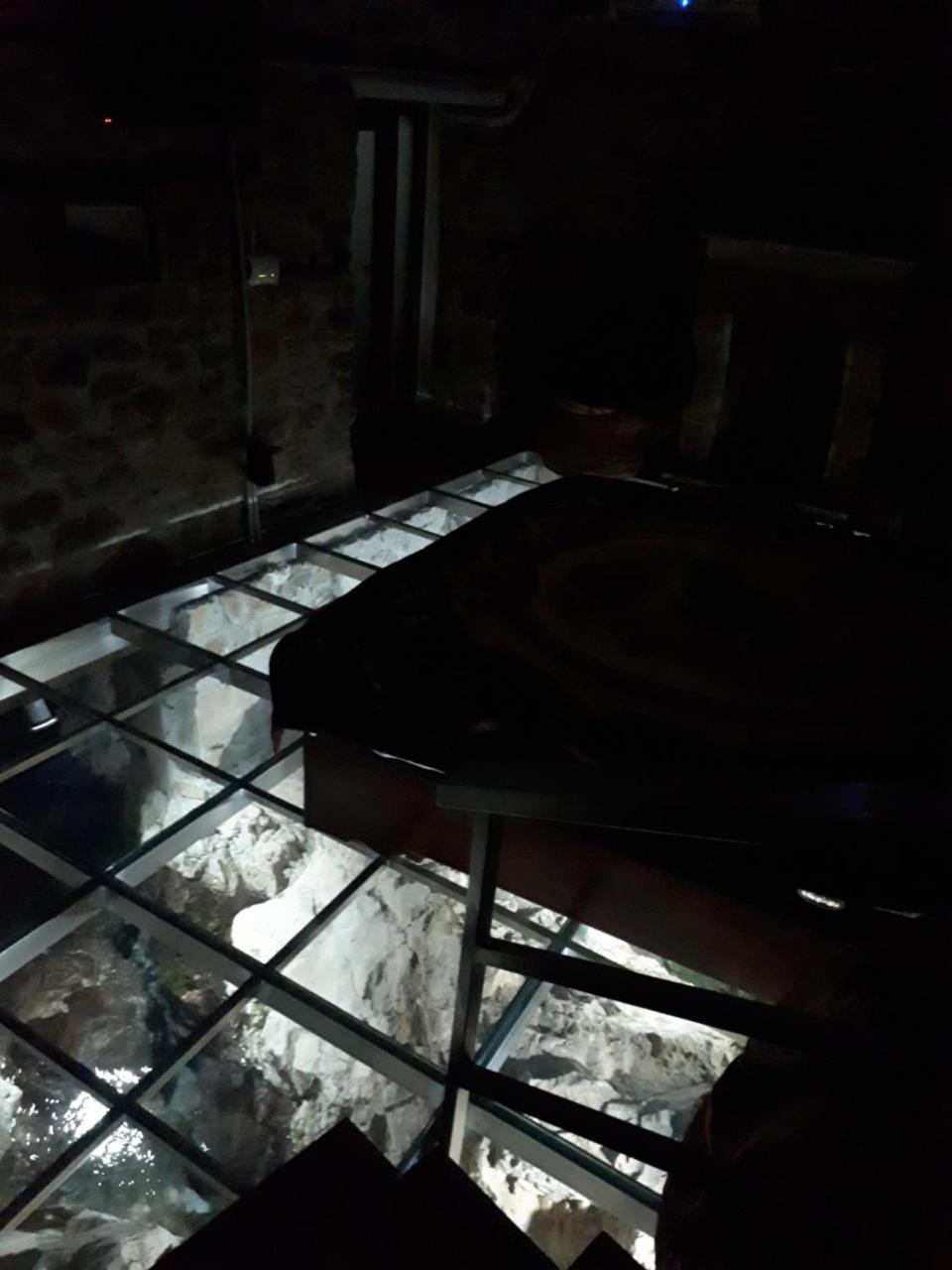 Nuci'S Home Glass Floor Tushemisht Exteriör bild